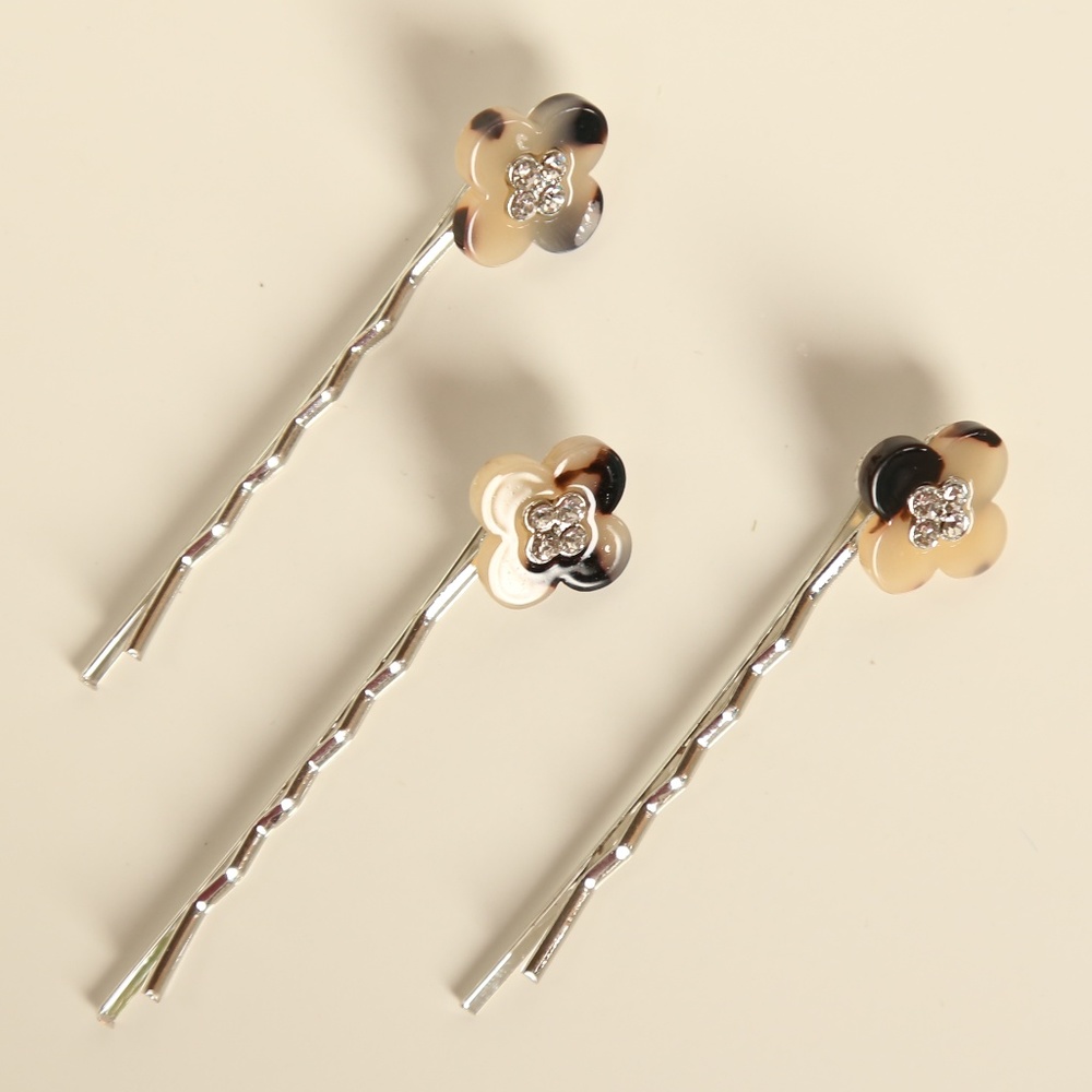3 NWT TORTOISE SHELL BOBBY HAIR PINS IN GOLD